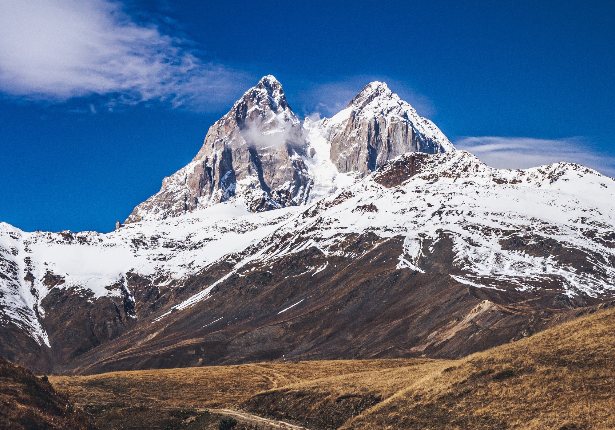 Himalayan mountains in Gilgit, source region for shilajit